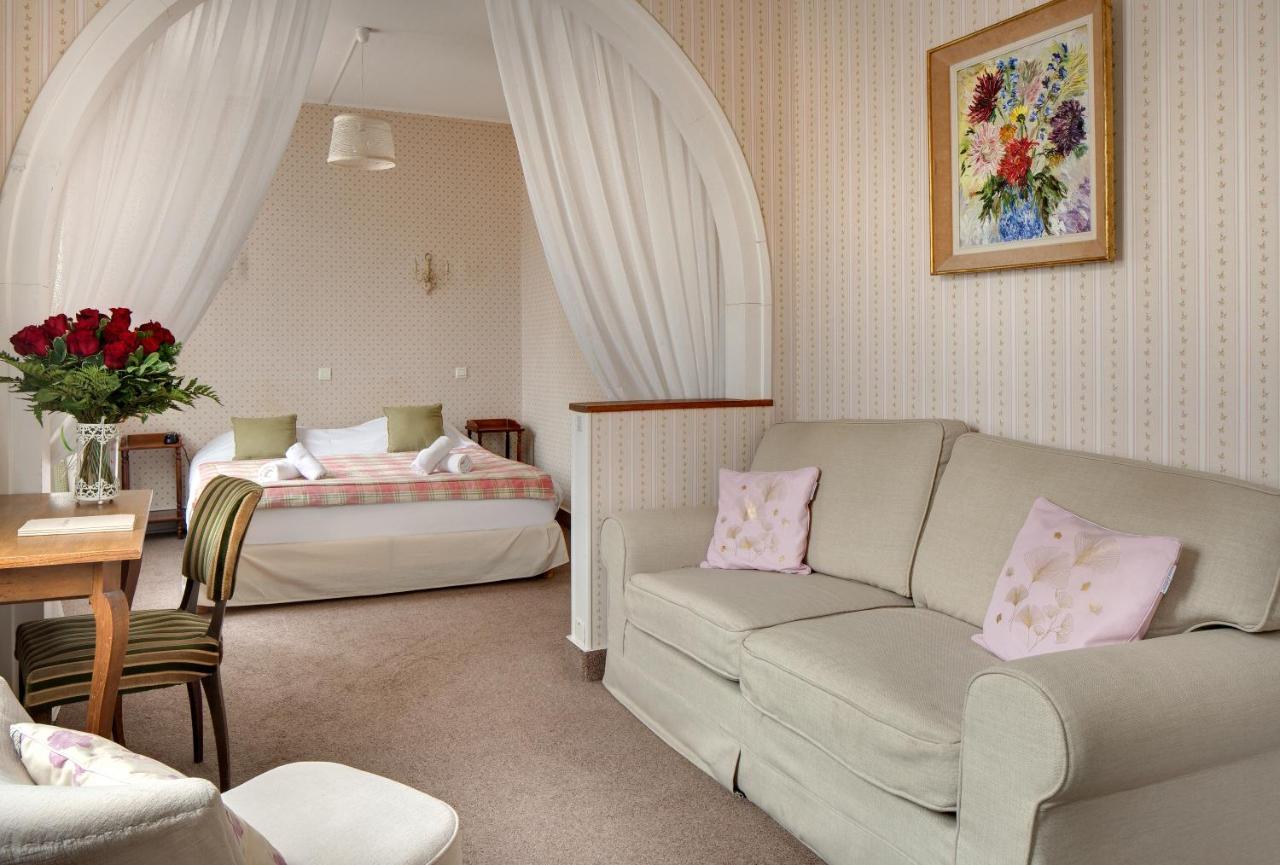 שנונסו Hotel La Roseraie מראה חיצוני תמונה